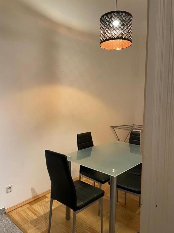 וינה Designer Apartment, 5 Min To City Center מראה חיצוני תמונה