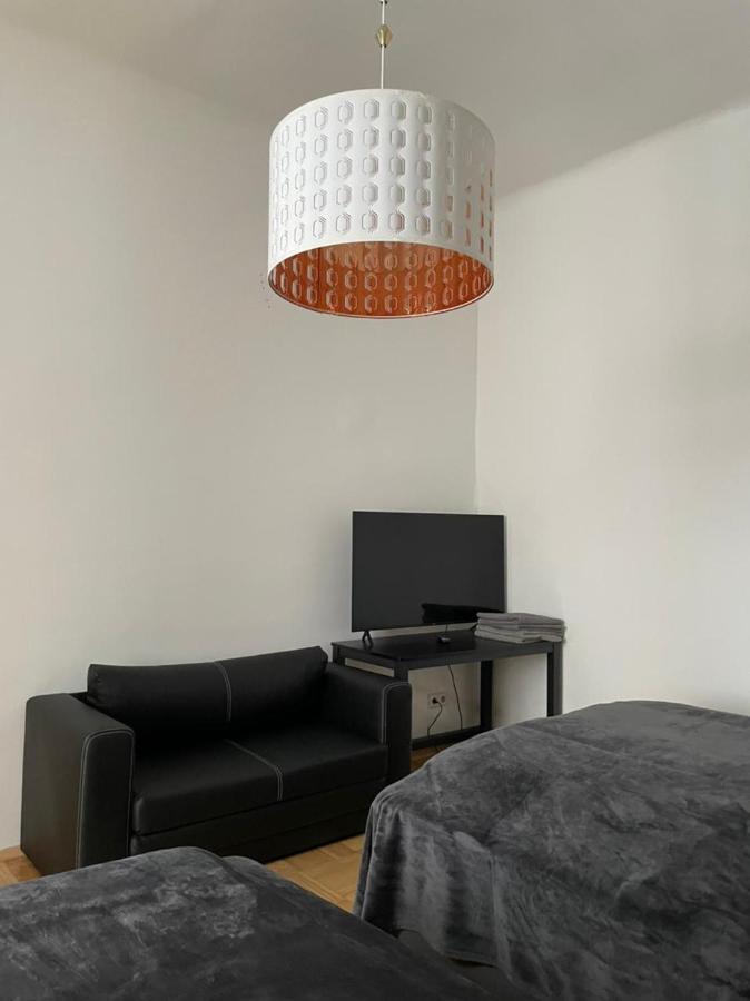 וינה Designer Apartment, 5 Min To City Center מראה חיצוני תמונה