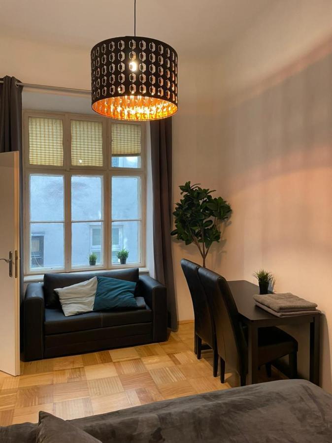 וינה Designer Apartment, 5 Min To City Center מראה חיצוני תמונה