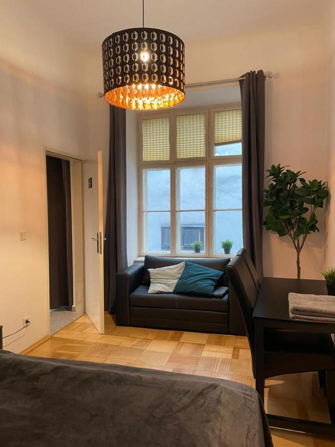 וינה Designer Apartment, 5 Min To City Center מראה חיצוני תמונה