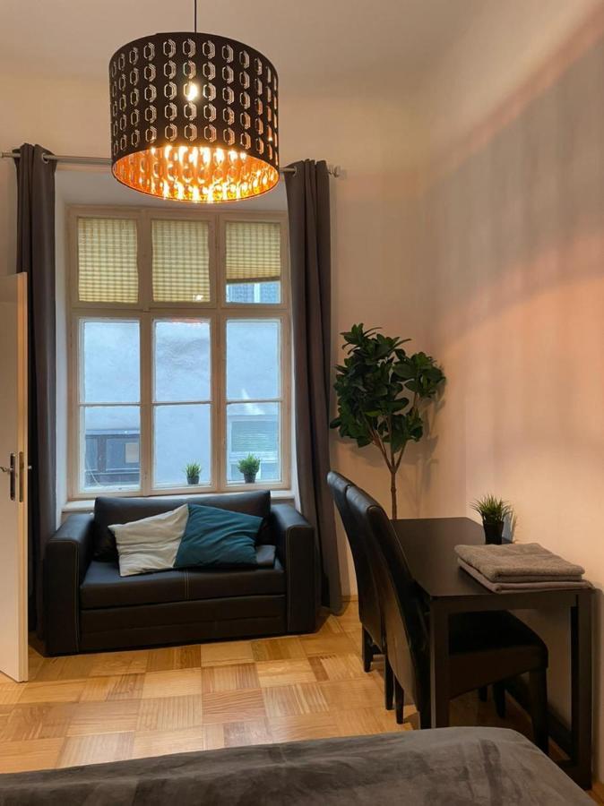 וינה Designer Apartment, 5 Min To City Center מראה חיצוני תמונה