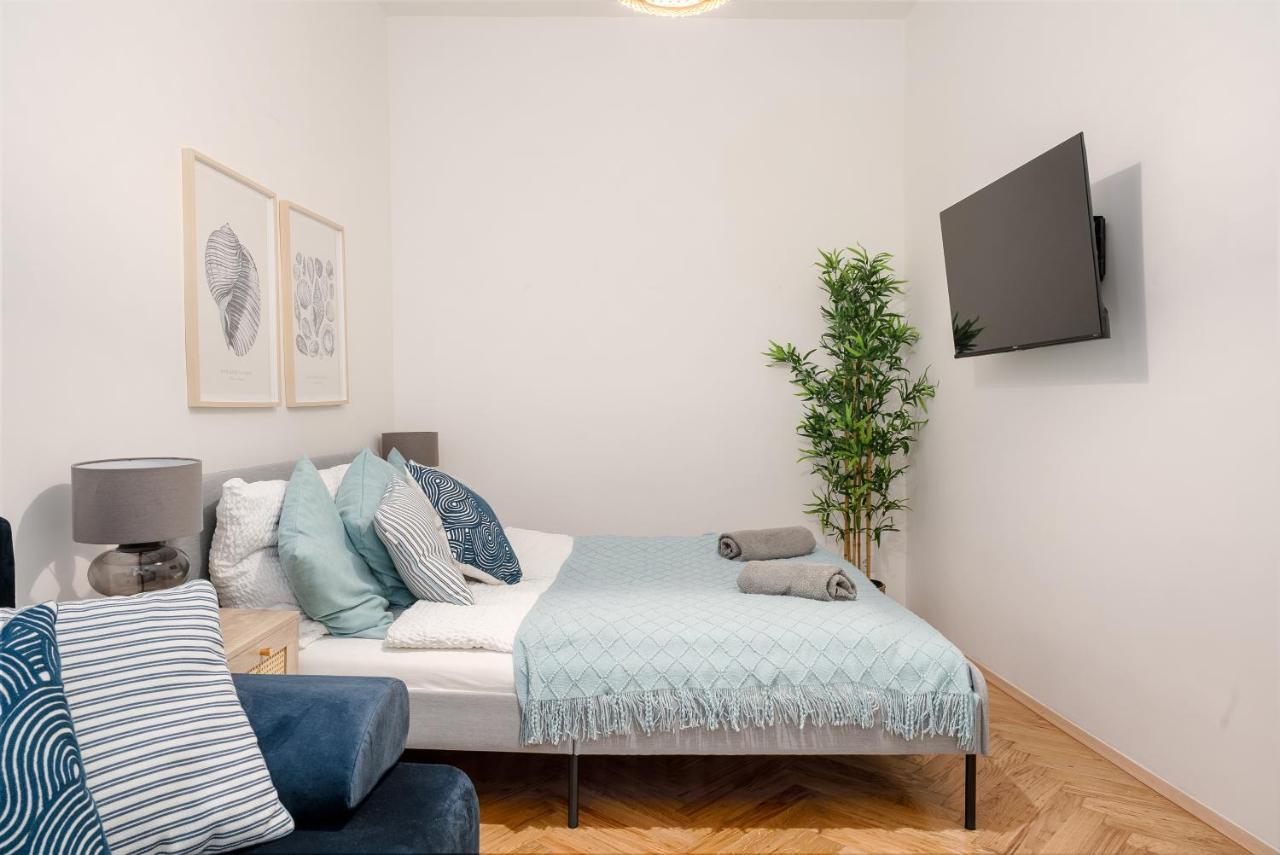 וינה Designer Apartment, 5 Min To City Center מראה חיצוני תמונה
